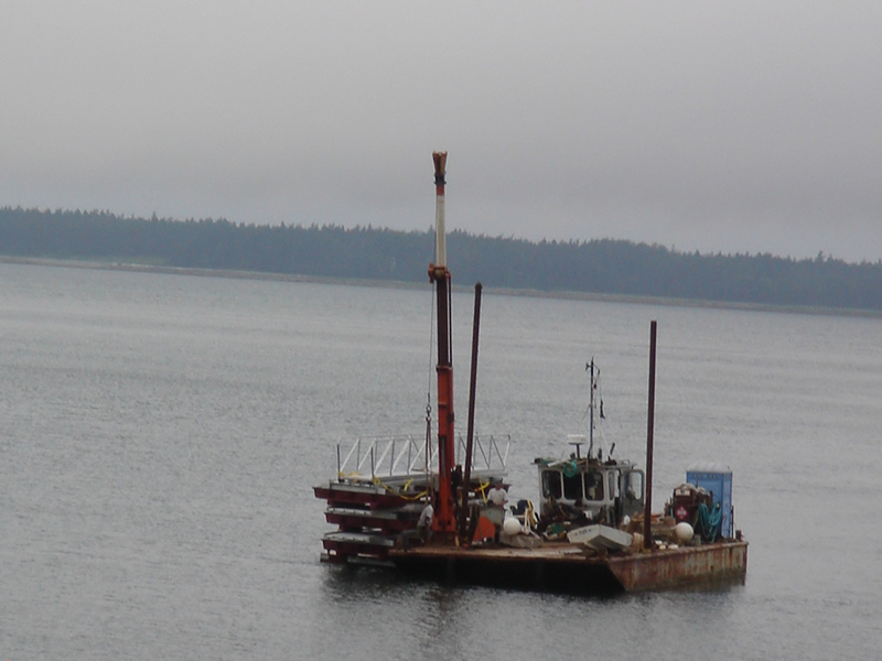 Transporting the floating walkway to installation site