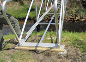 Footbridge installation detail