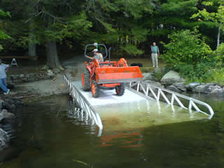 heavy duty gangway used to launch boats