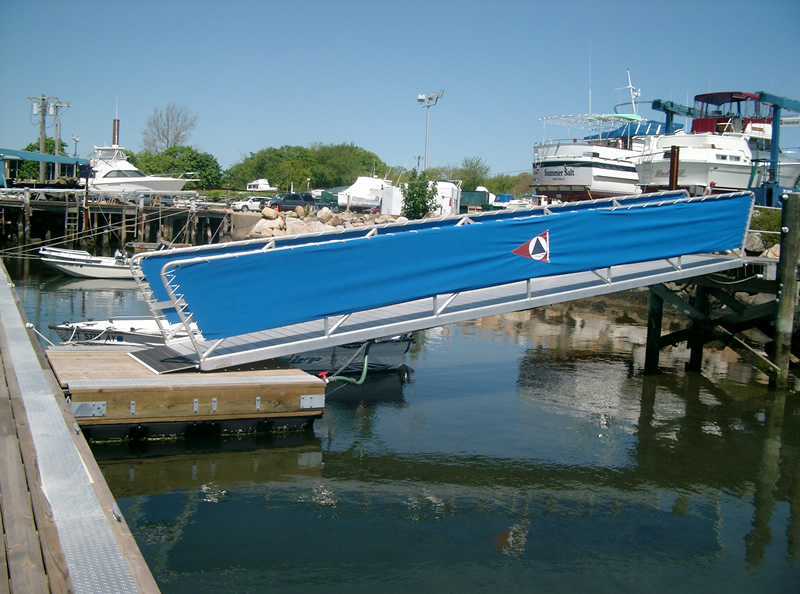 Note the low transition plate, one of Superior Docks signature features.