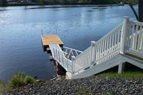 Gangway, floating walkway and wood-topped float